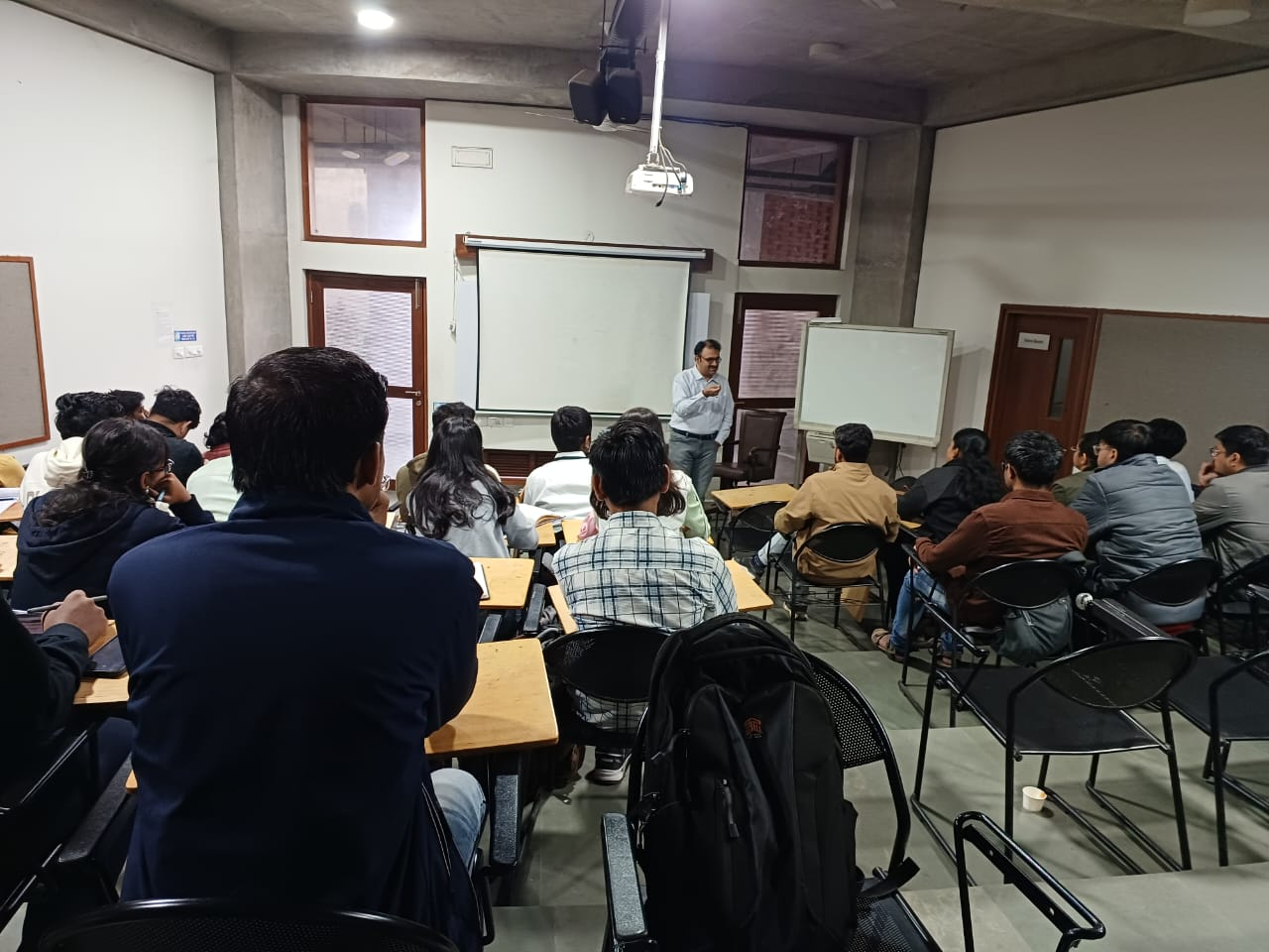 Innovation Management & Policy